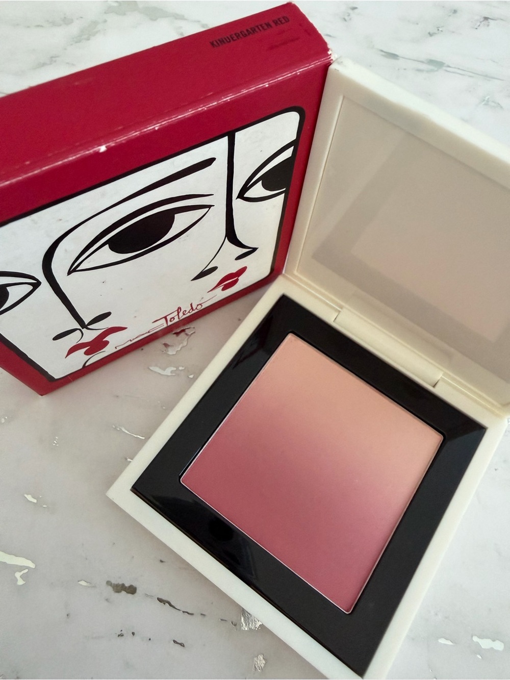 NIB MAC x Toledo Limited Edition Gradient Blush Compact in Kindergarten Red